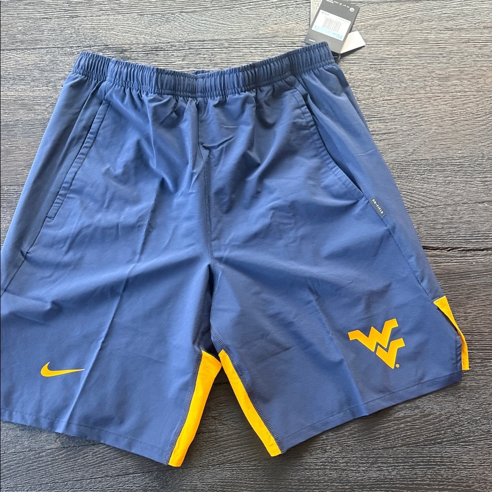 Nike Men's Blue and Yellow Athletic Shorts